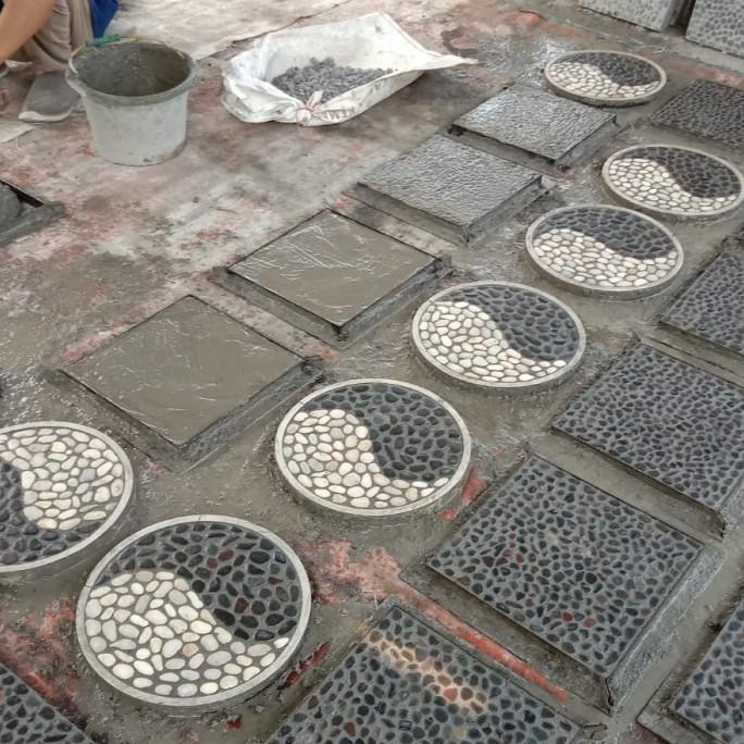 Jual KOMPLIT batu pijakan / stepping stone taman | Shopee Indonesia