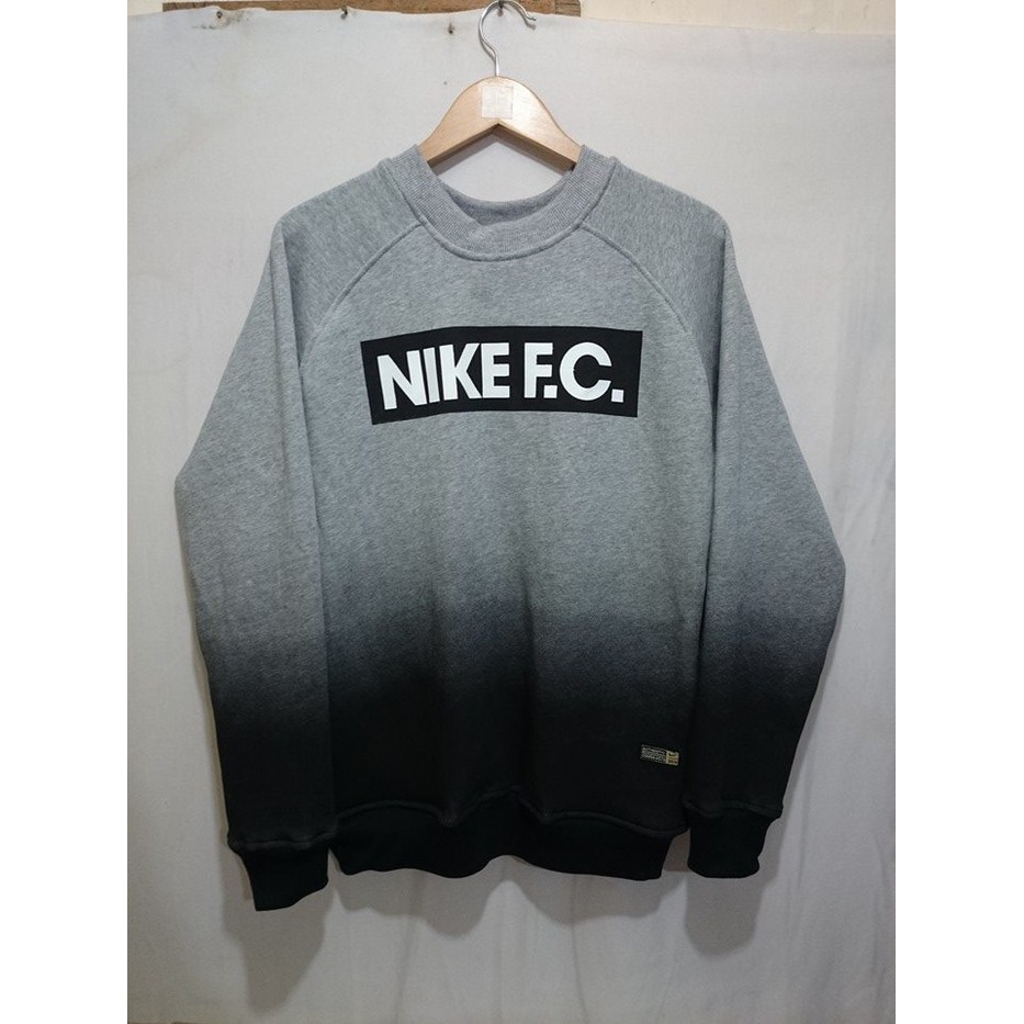 Perlengkapan Olahraga Sweater NIKE FC GreyBlack Gradasi