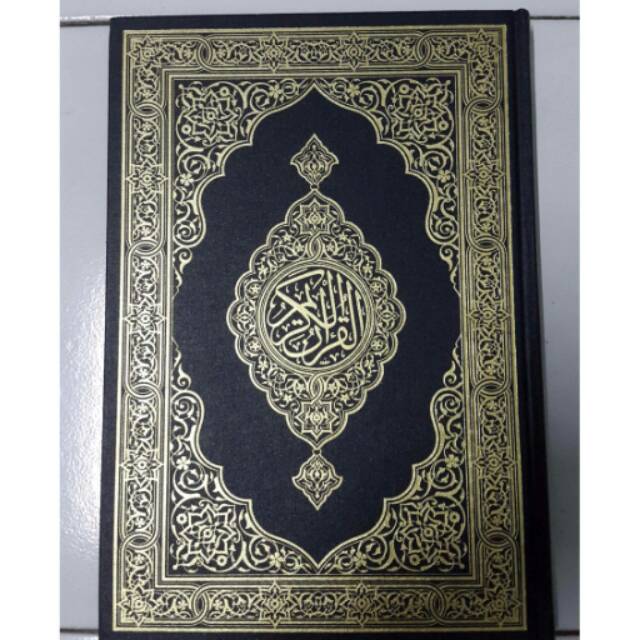 Jual Al Quran/ Mushaf Madinah Ukuran 20cmx29cm | Shopee Indonesia