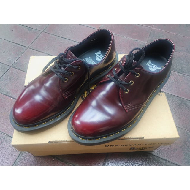 Dr martens vegan 1461 2025 cherry red