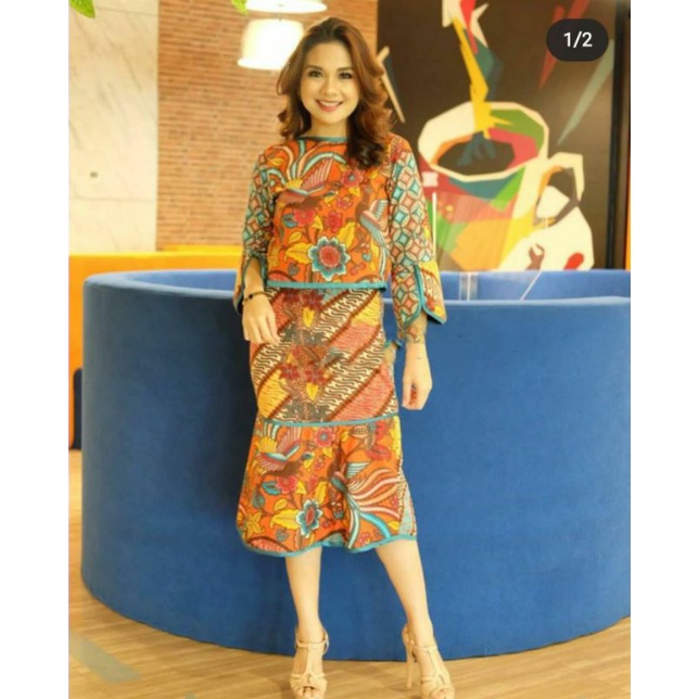 Jual Setelan Blus Dan Rok || MOTIF TIGA NEGRI | Shopee Indonesia
