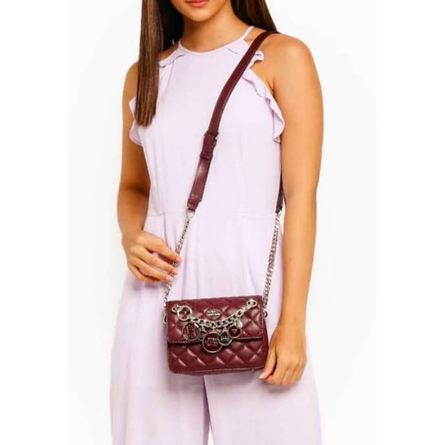 Guess victoria mini crossbody bag best sale