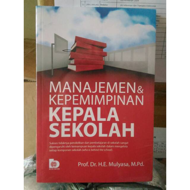 Jual Manajemen Dan Kepemimpinan Kepala Sekolah - H.E. Mulyasa | Shopee ...