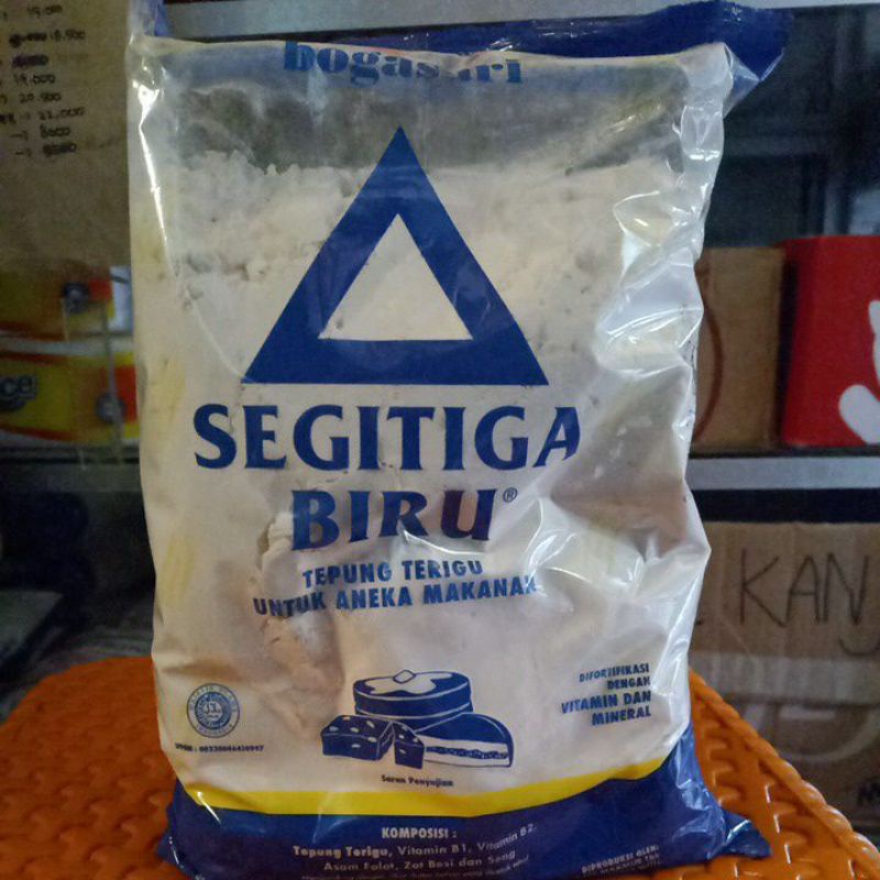 Jual TEPUNG TERIGU SEGITIGA BIRU 1KG | Shopee Indonesia