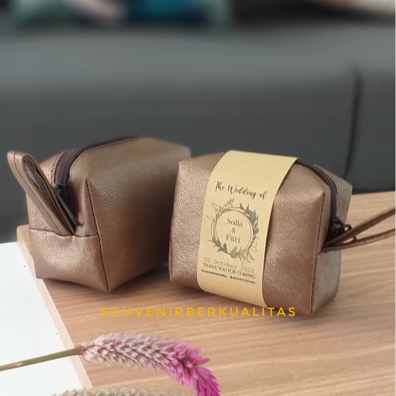 Jual Boxy Metalik ukuran 9 7 5 Souvenir Pernikahan Wedding Souvenir Pouch Kosmetik Shopee Indonesia