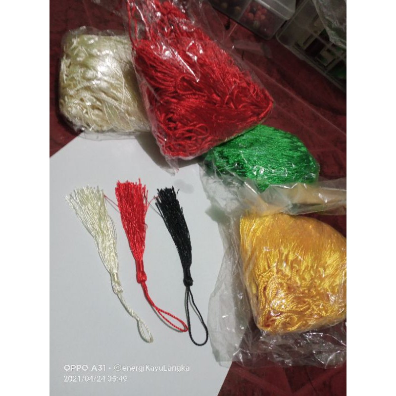 Jual 10 Tusel rumbai benang untuk tasbih. | Shopee Indonesia
