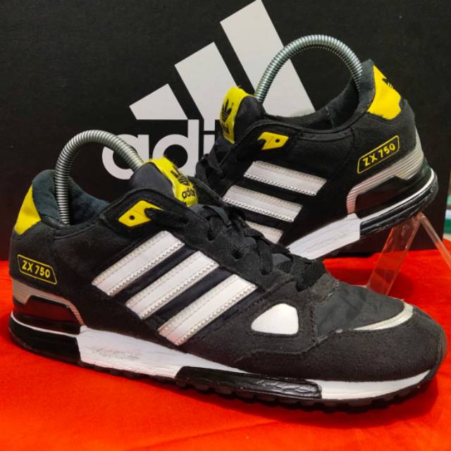 Jual sepatu zx 750 ori sale