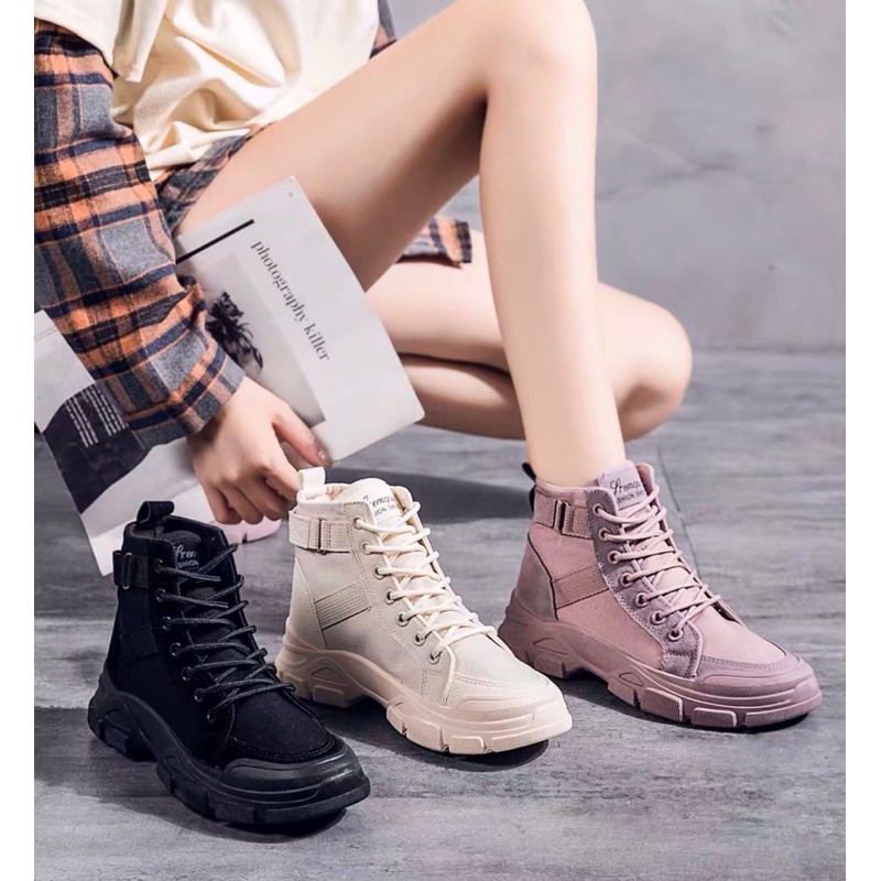 Sepatu boot deals sneakers wanita