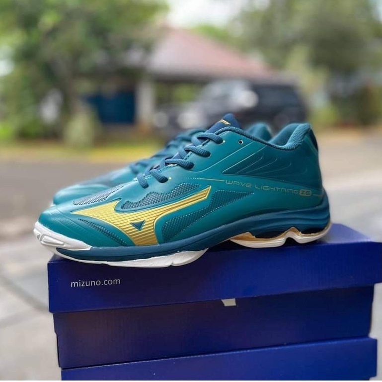 Harga sepatu mizuno wave lightning best sale