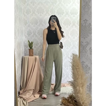 Cassie Pants Celana Highwaist Kulot Rajut Stretch Adem Wanita