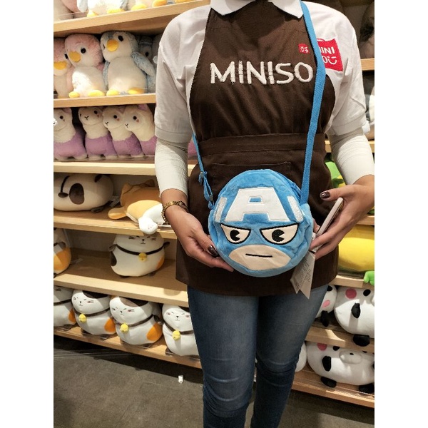 Jual MINISO MARVEL CROSSBODY BAG UK.19*19*3cm Shopee Indonesia