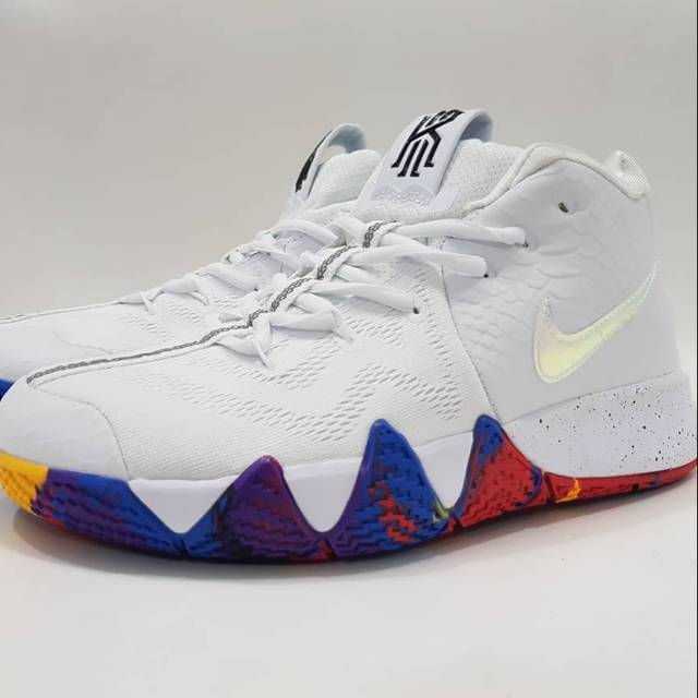 Rainbow hot sale kyrie 4