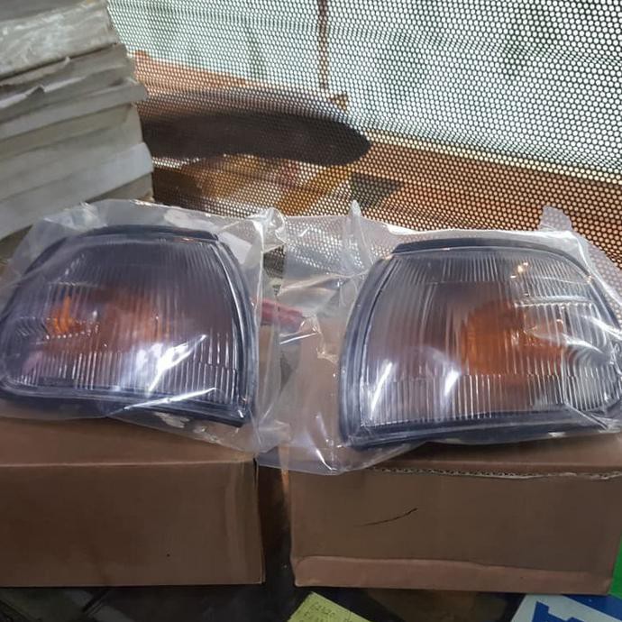 NISSAN B110 B210 DATSUN SUNNY (1970–1977) BRAND NEW HEAD LAMP BASE ROUND RUMAH LAMPU BESAR main image 1