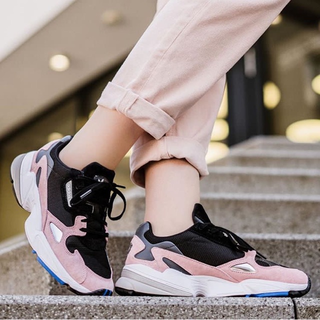 Falcon black pink online