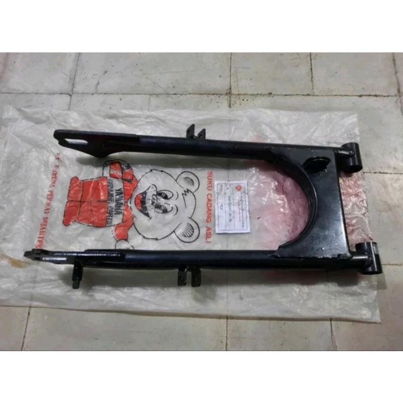 Jual SWING ARM AREM GARPU BELAKANG 29N RXKING KOBRA RX KING COBRA 1983 ...