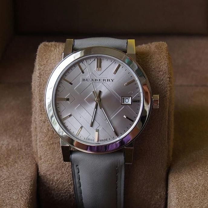 Burberry 2025 watch indonesia