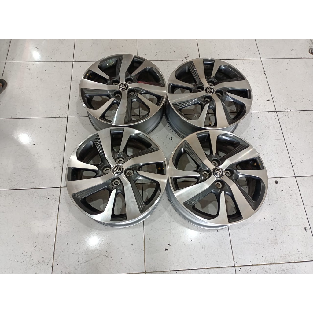 Aki Standar Toyota Yaris: Panduan Lengkap Spesifikasi, Perawatan, dan Penggantian