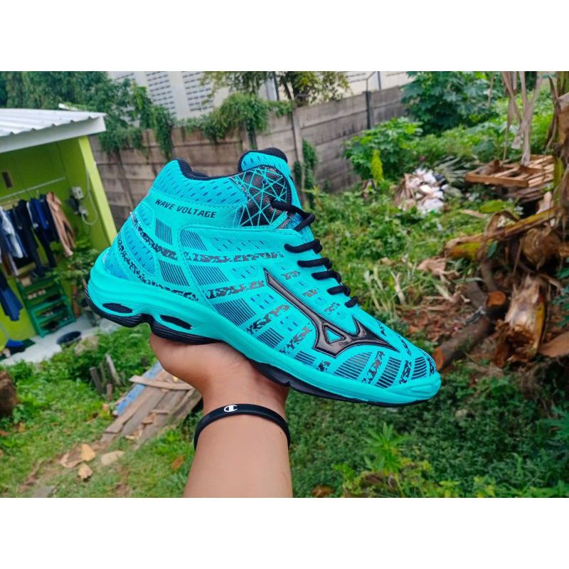 MIZUNO WAVE LIGHTNING Z4 SEPATU VOLI MIZUNO WLZ4 SEPATU VOLLY MIZUNO