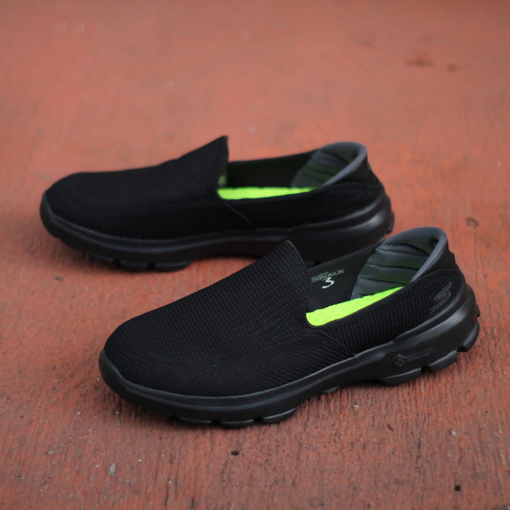 Skechers go walk 2025 3 all black