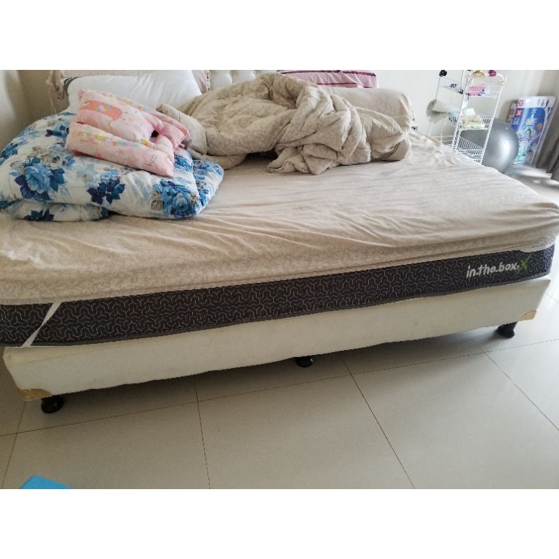 Jual spring bed 2 meter 200 x 200 preloved bekas ranjang kasur in the ...