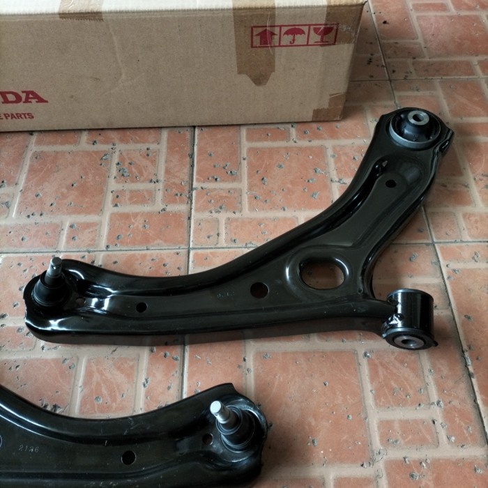 Jual Lower Arm / Bushing Arm ALL NEW BRV 2022 Original | Shopee Indonesia