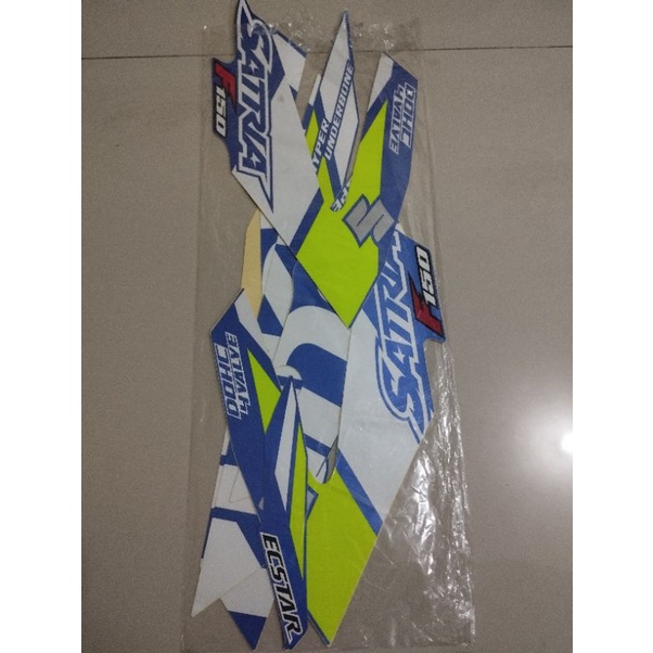 Jual Stiker satria Fu biru minus bolong dikit geser gambar | Shopee ...