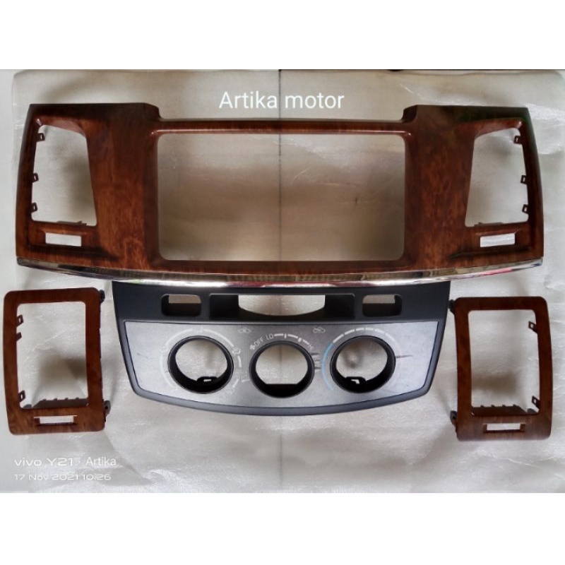 Jual PANEL TAPE DASHBOARD TENGAH TOYOTA HILUX WOOD 20092014 ORIGINAL