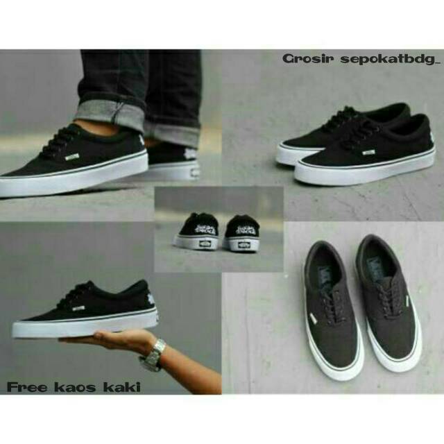 Jual SEPATU VANS AUTHENTIC FULL BLACK HITAM POLOS WHITE PUTIH OLDSKOOL ...