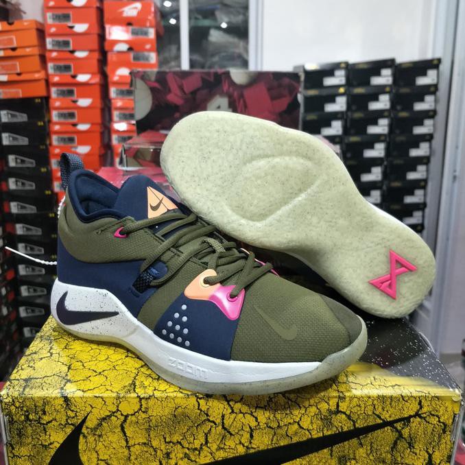 Sepatu basket nike store pg 2