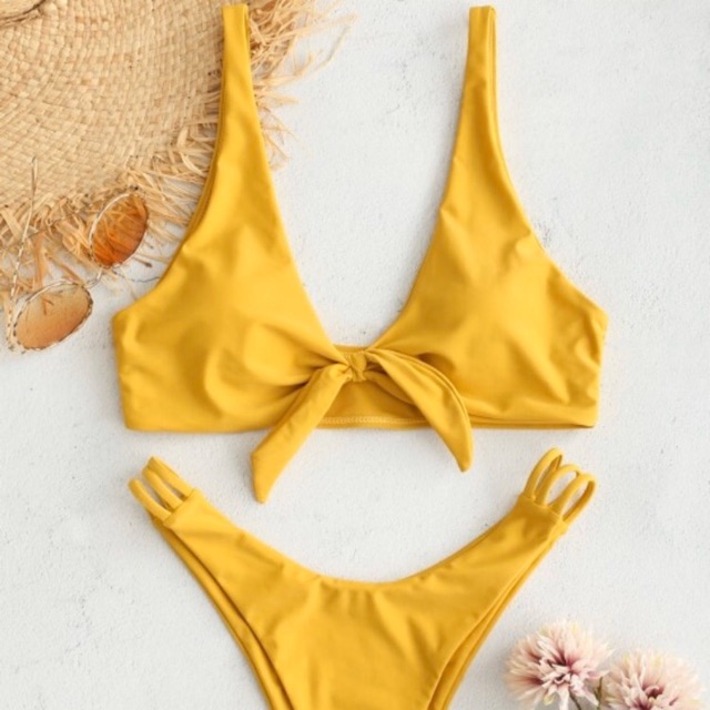 Jual NEW! Yellow Bikini Set | Shopee Indonesia