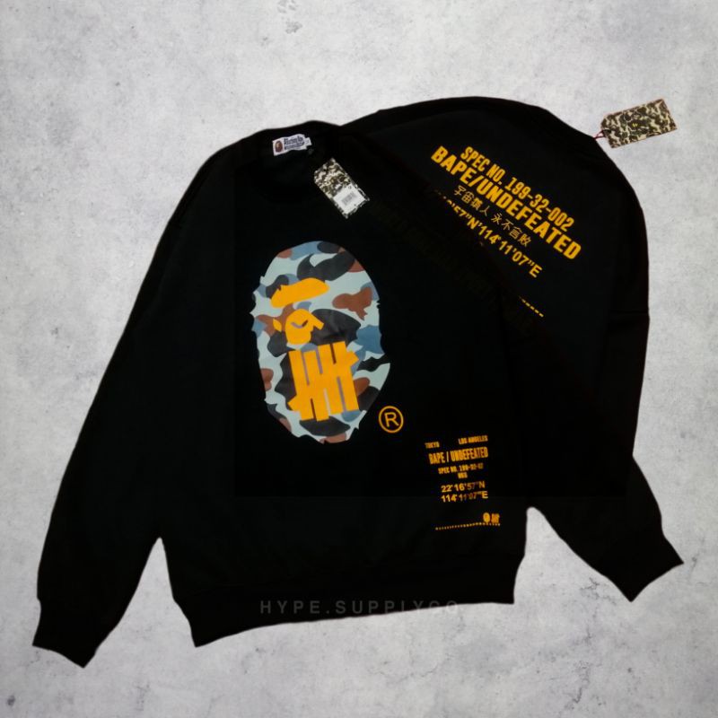 CREWNECK BAPE x UNDEFEATED A BATHING APE CAMO SWEATER BAPE CAMO MIRROR 1 1 LIMITED ART TERMURAH