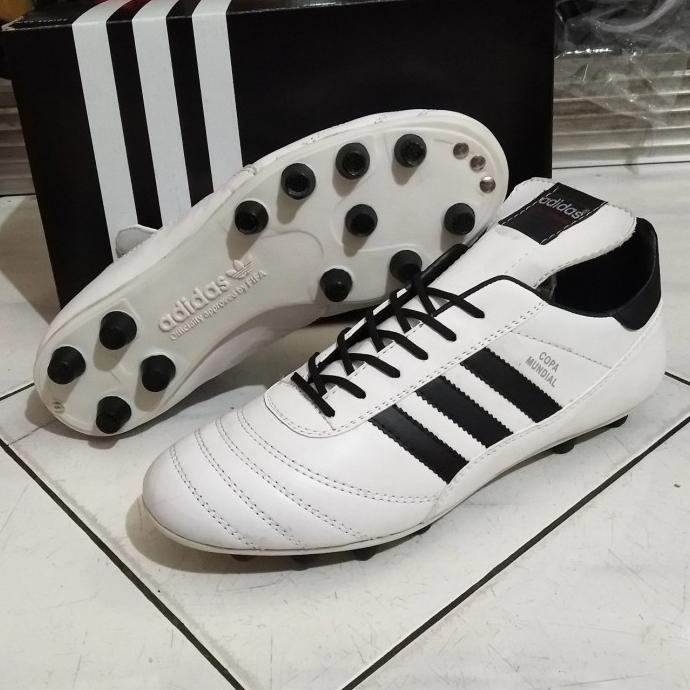 Jual SEPATU BOLA ADIDAS COPA MUNDIAL SOCCER KULIT CLASIC BLACK