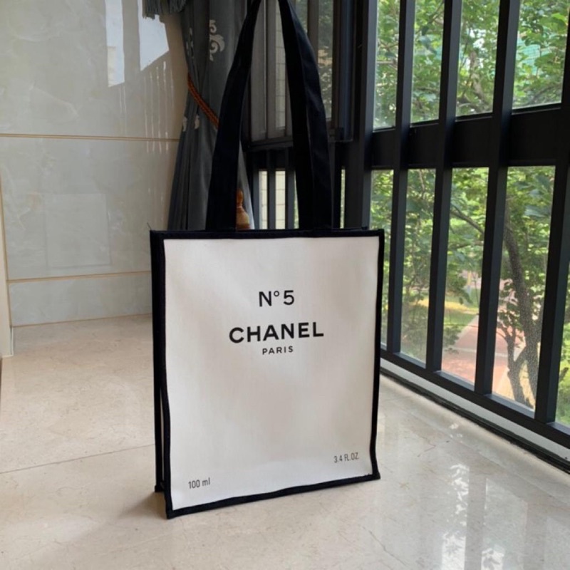 chanel number 5 bag