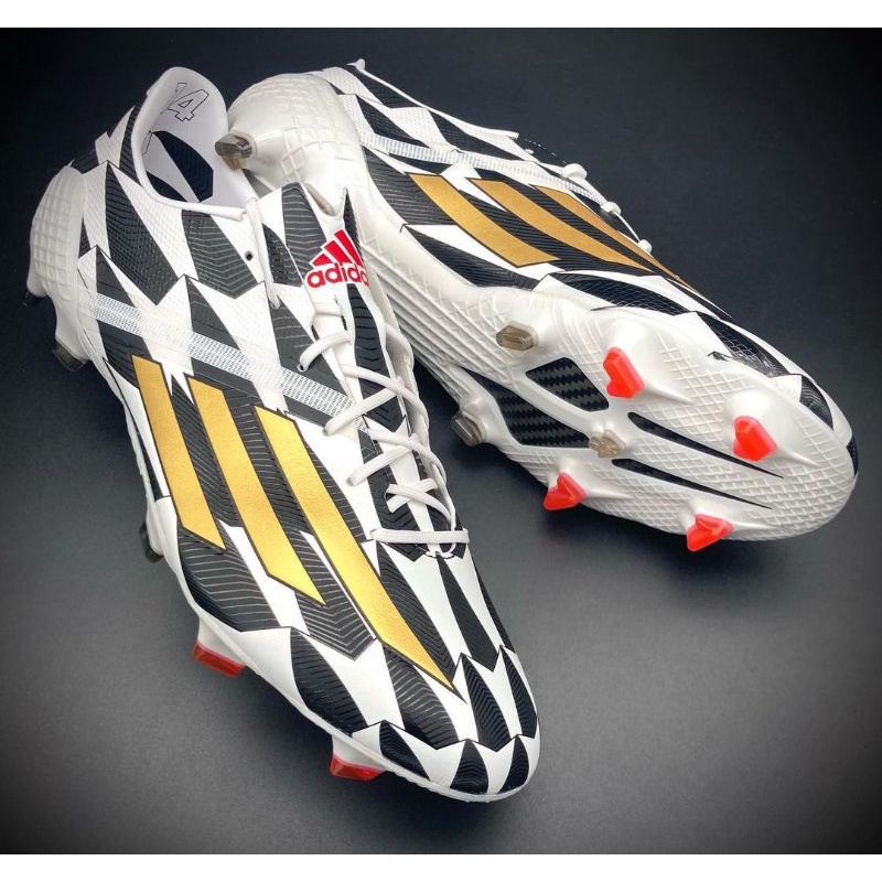 Sepatu bola adidas 2025 adizero f50 messi