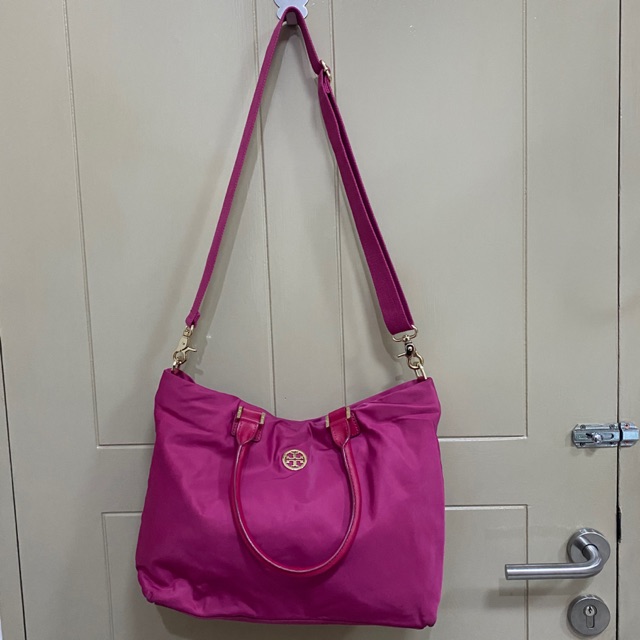 Jual Tory burch dena nylon shocking pink tote bag Shopee Indonesia