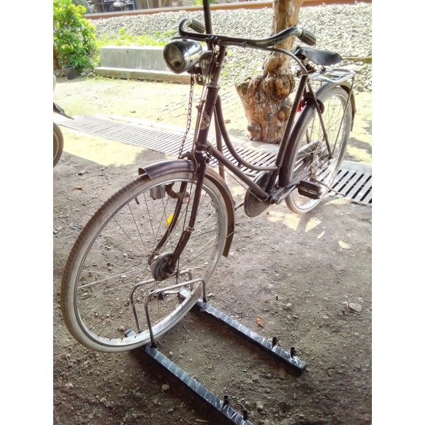 Jual BIKE RACK STAND SEPEDA PADDOCK PARKIR DUA SEPEDA BICYCLE RACK ...