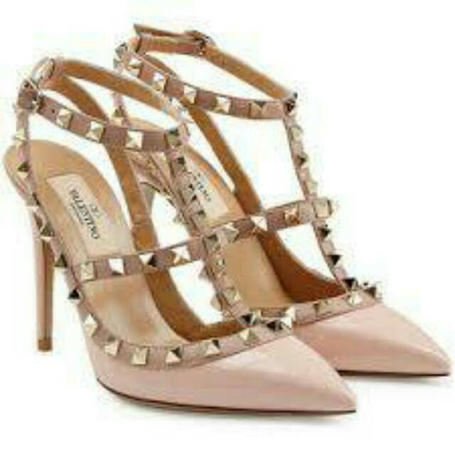 Valentino store shoes harga