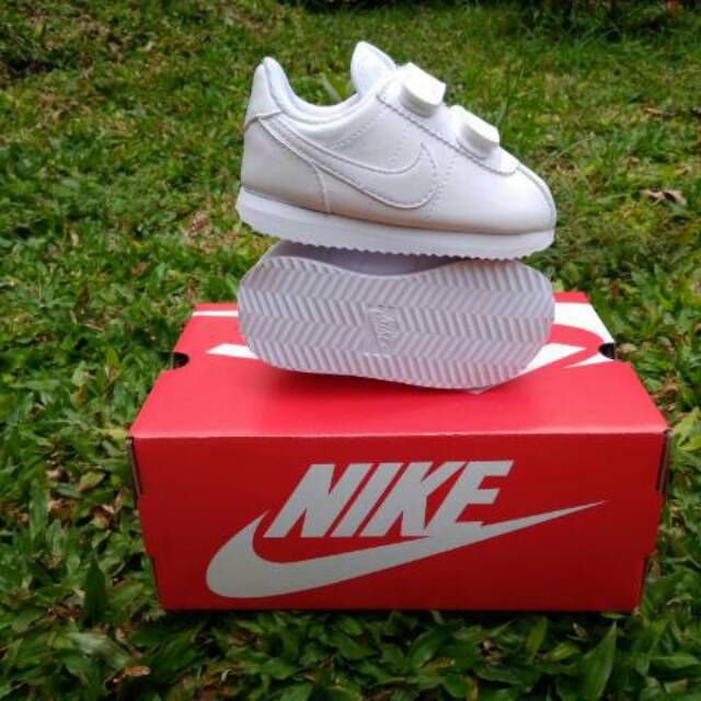 Sepatu shop nike baby