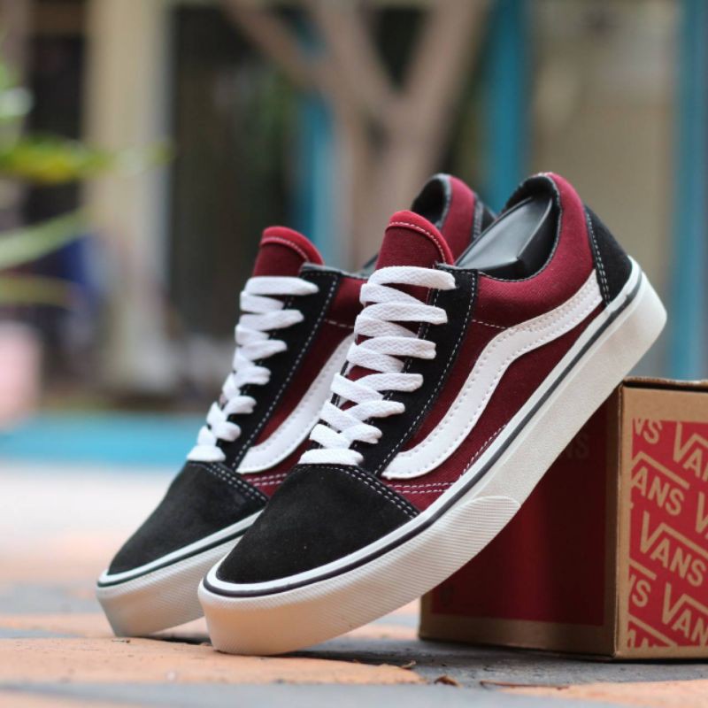 Vans old 2025 skool black maroon