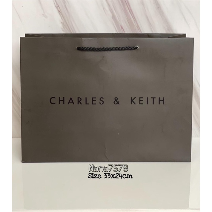 Charles and keith CNK paperbag M