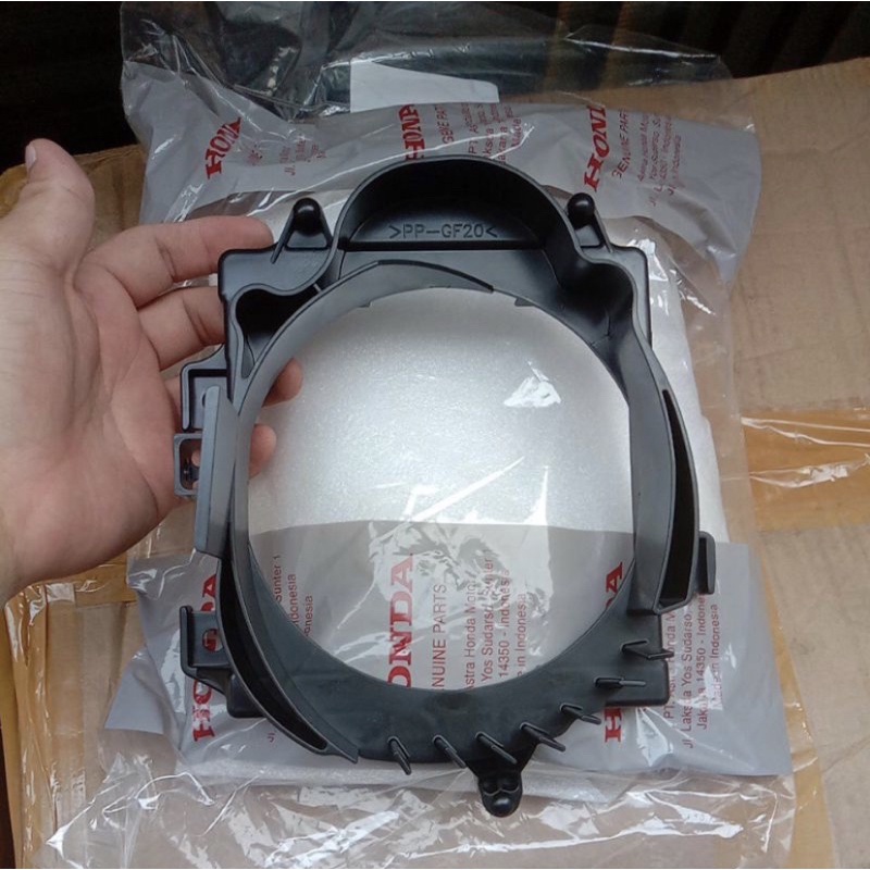 Jual rumah radiator dudukan tutup cover radiator vario 125 techno di ...