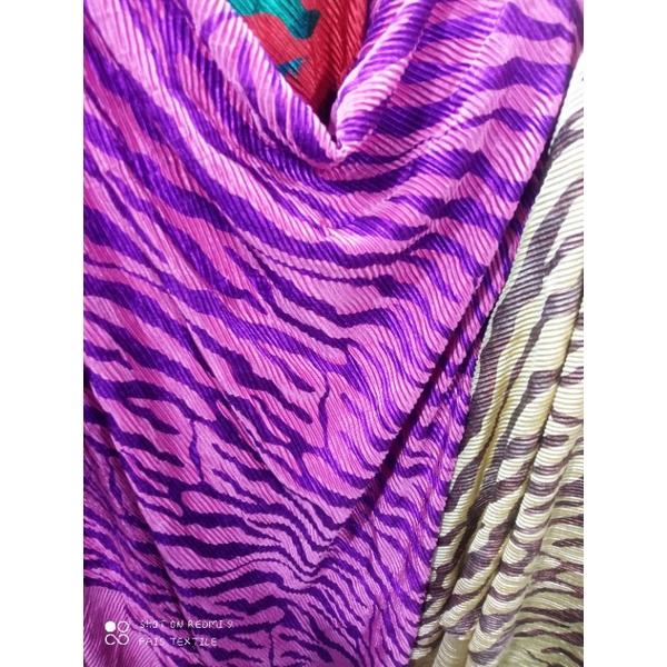Jual KAIN HYGET PLISKET PURING MOTIF 0,5 MTR | Shopee Indonesia