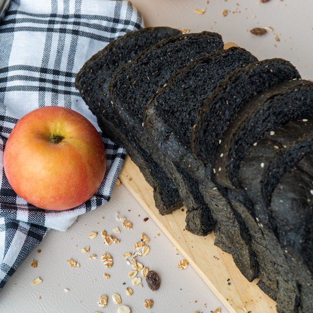 Jual Charcoal Whole Wheat - Roti Tawar sehat dengan charcoal- Roti ...