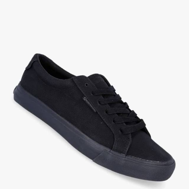 All black cheap airwalk shoes