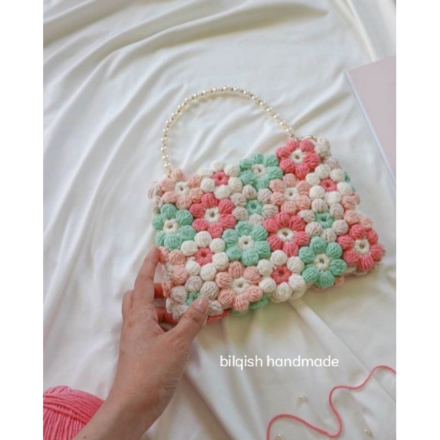 Jual pre order - tas handmade bunga cantik- tas rajut cantik | Shopee ...