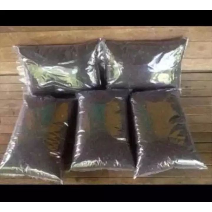 Jual MEDIA Tanam Organik Siap Pakai 5 Kg / Campuran Pupuk Kandang Dan ...