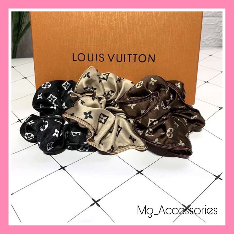 Louis Vuitton Scrunchie 