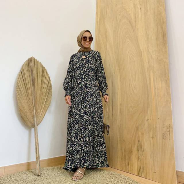 Jual Baju Menyusui Plisket Perry dress ISH Iymel Says Hijab (Black White Maroon Navy