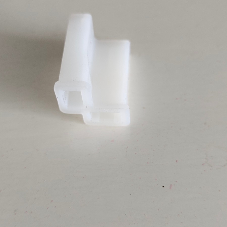 Jual Soket Flasher 2 Pin / Soket Flaser / Soket Flasher 2 kaki 500 Pcs