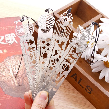 Jual J2 - Penggaris pembatas buku hollow metal ruler bookmark | Shopee ...